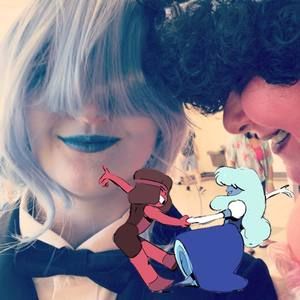 Meet your Posher, Leah